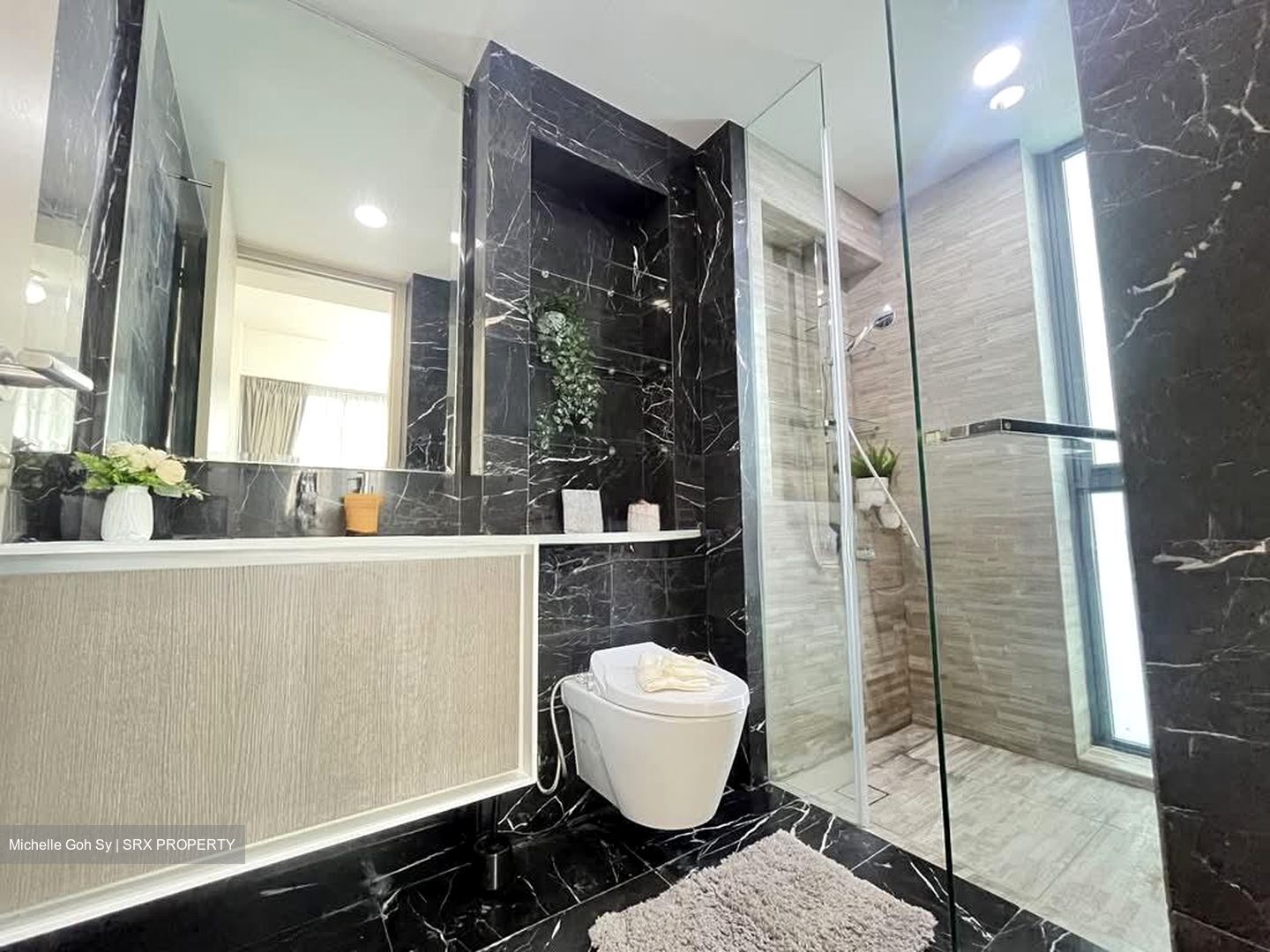 J Gateway (D22), Condominium #537706091